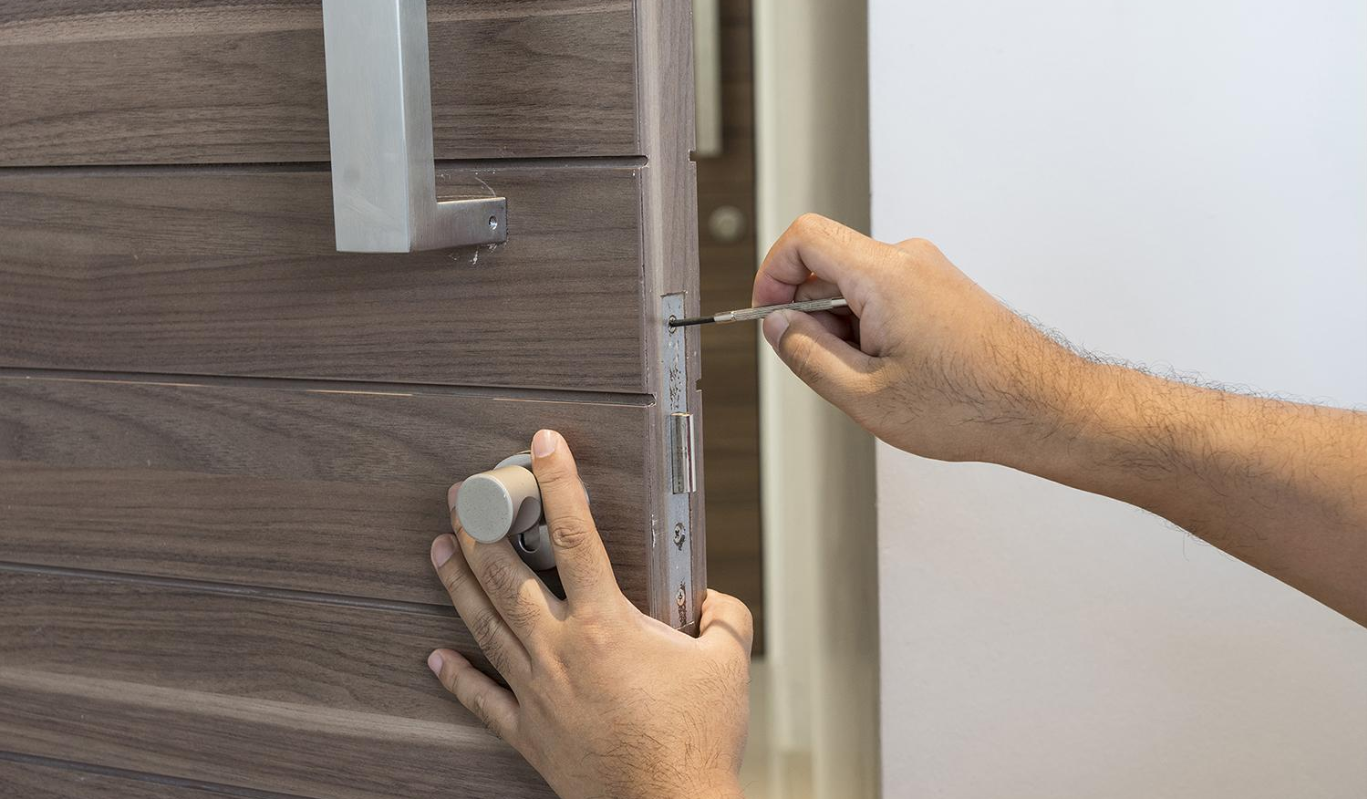 commercial lock installation service of Blueline Locksmith.