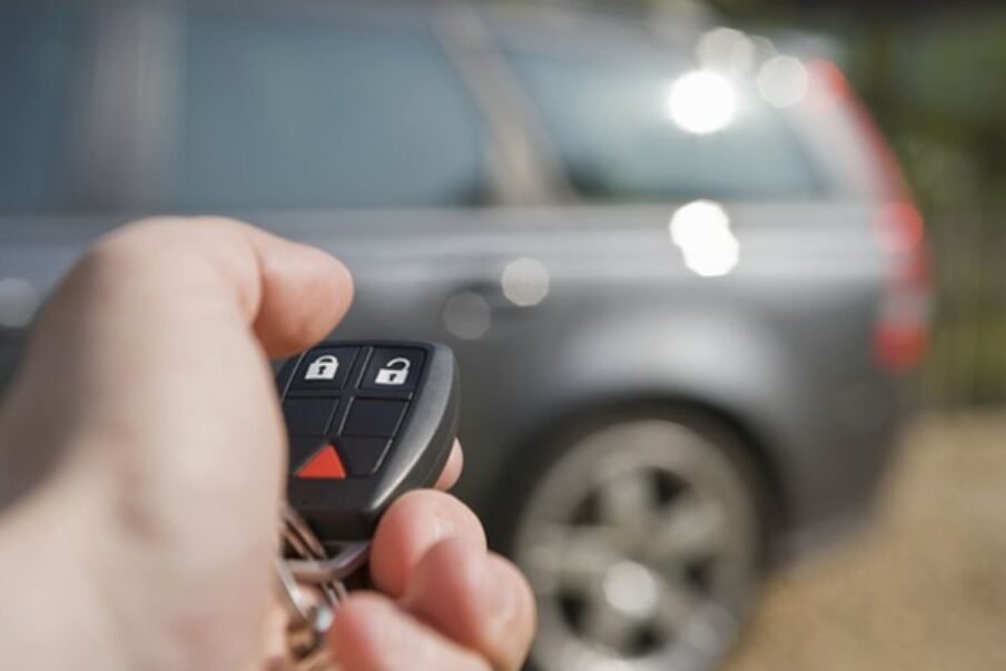 Broken Key in the Ignition? Why You Need Emergency Car Key Replacement
